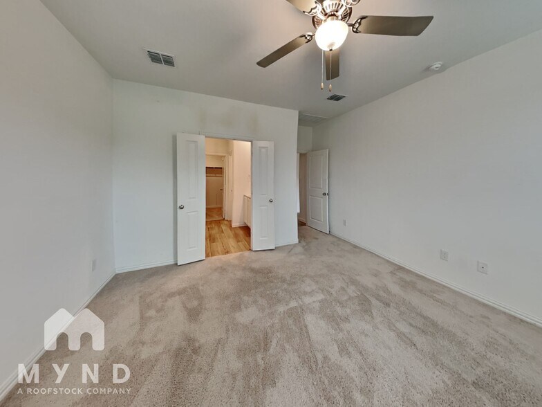 Building Photo - 4900 Parrington Dr