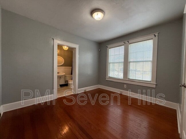 Building Photo - 1350 N Gadsden St