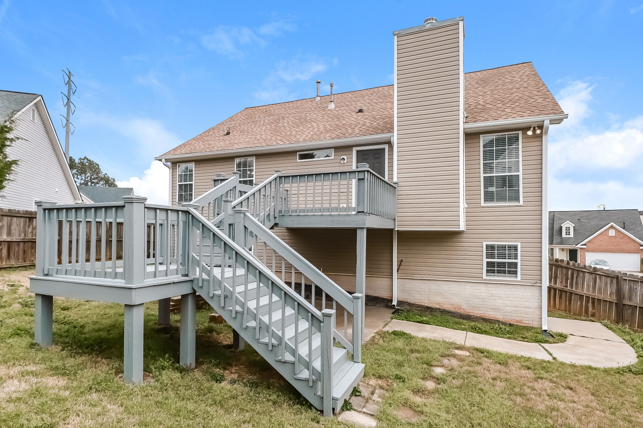 Building Photo - 553 Ransom Way