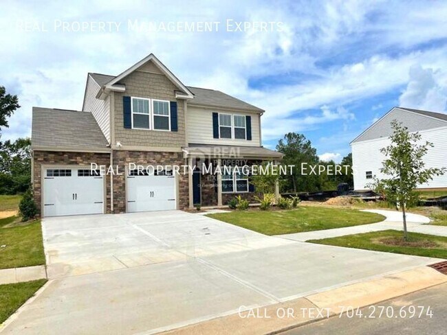 Building Photo - 800 Alexander Commons Dr