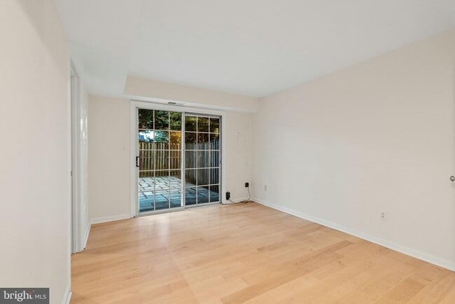 Building Photo - 3110 9th Rd N