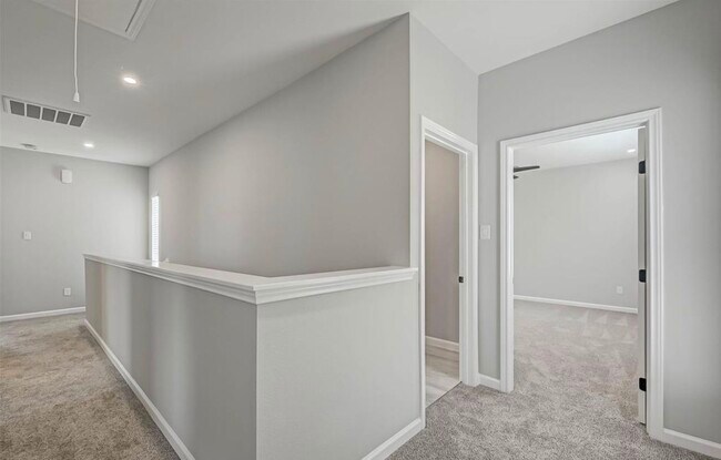 Building Photo - 7035 Goforth St