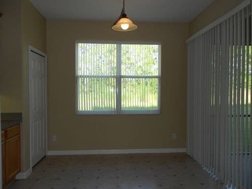 Building Photo - Orlando - 5 Bedroom 4 Bathroom - 2050.00