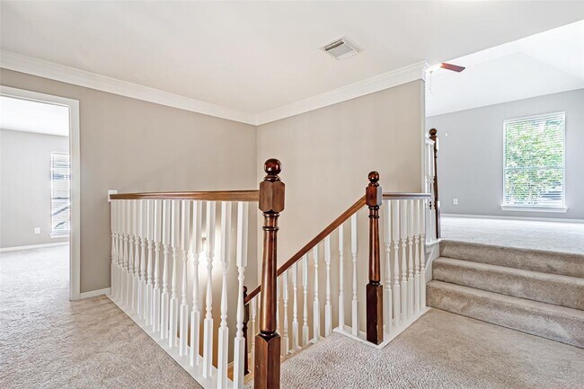 Building Photo - 8311 Mentmore Dr