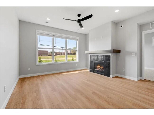 Building Photo - 5079 Lambert Ave NE