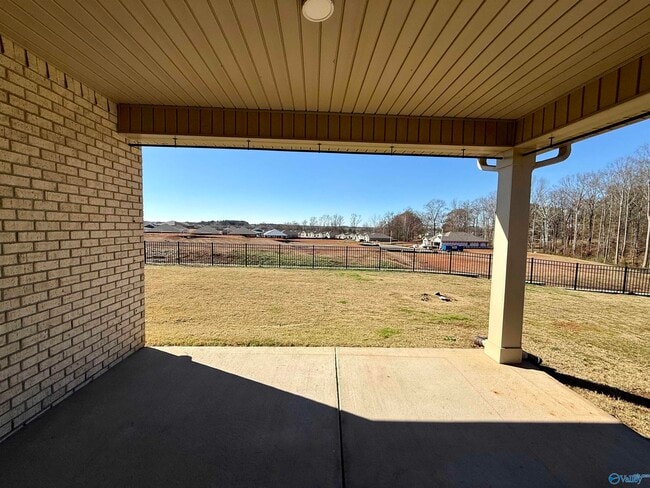 Building Photo - 160 High Leaf Dr