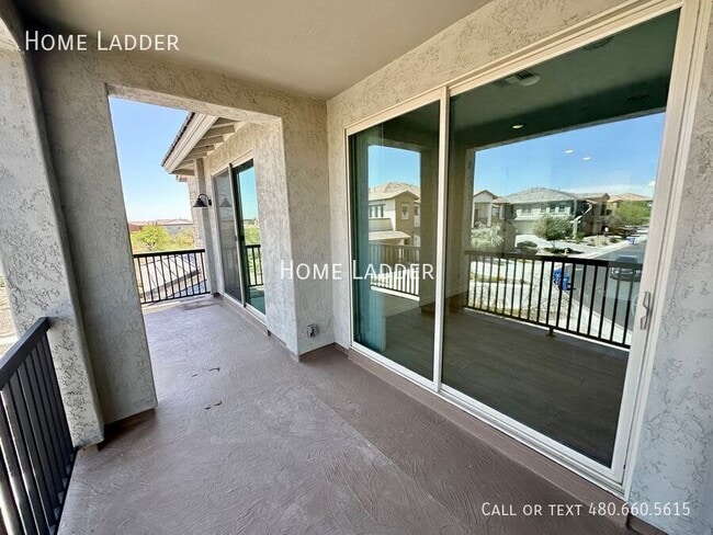 Building Photo - 5100 E Rancho Paloma Dr