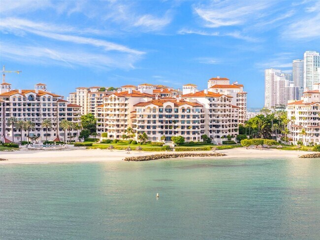 Building Photo - 7471 Fisher Island Dr
