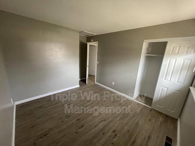 Building Photo - 11923 San Andres Dr