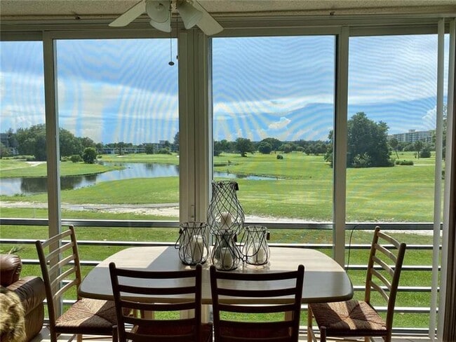 Building Photo - 2681 S Course Dr