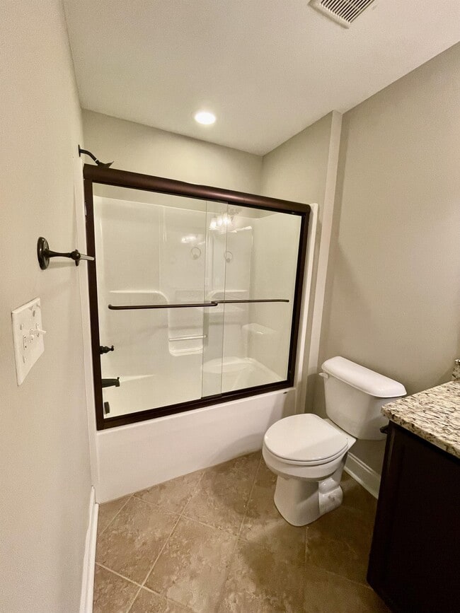 Building Photo - 211 Capstone Dr