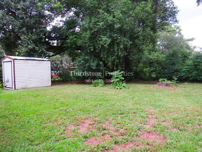 Building Photo - 2761 Floradale Dr S
