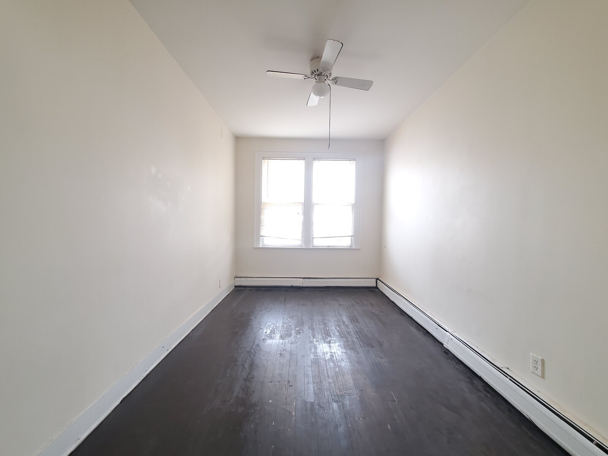 Unit 3 - 68 Stegman St