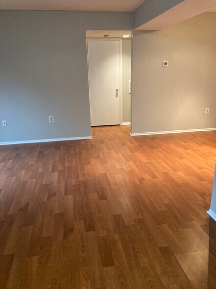 Building Photo - 5012 Sardis Rd