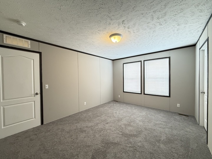 Building Photo - 10610 State Rte 762