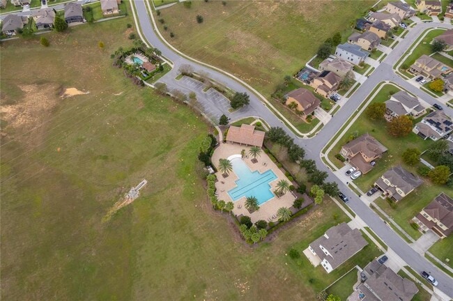 Building Photo - 2022 Redbay Ave