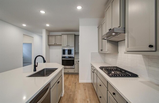 Building Photo - 7231 Yarrow Blossom Ct