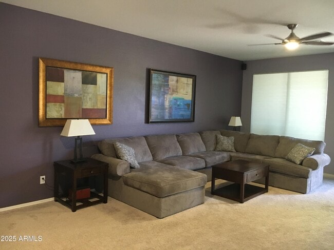 Building Photo - 41030 N Iron Horse Way