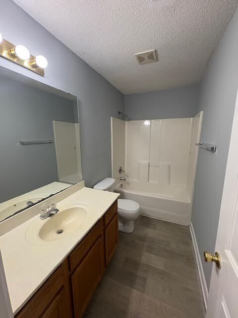 Building Photo - 4676 Weyerhaeuser Rd