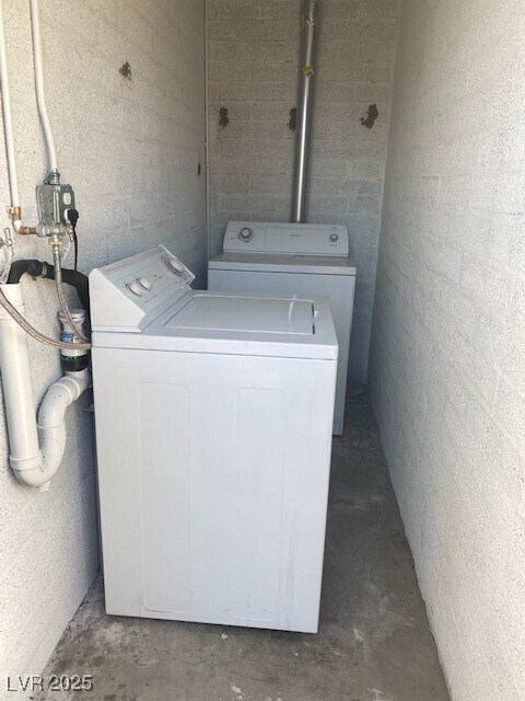 Building Photo - 1626 Thelma Ln