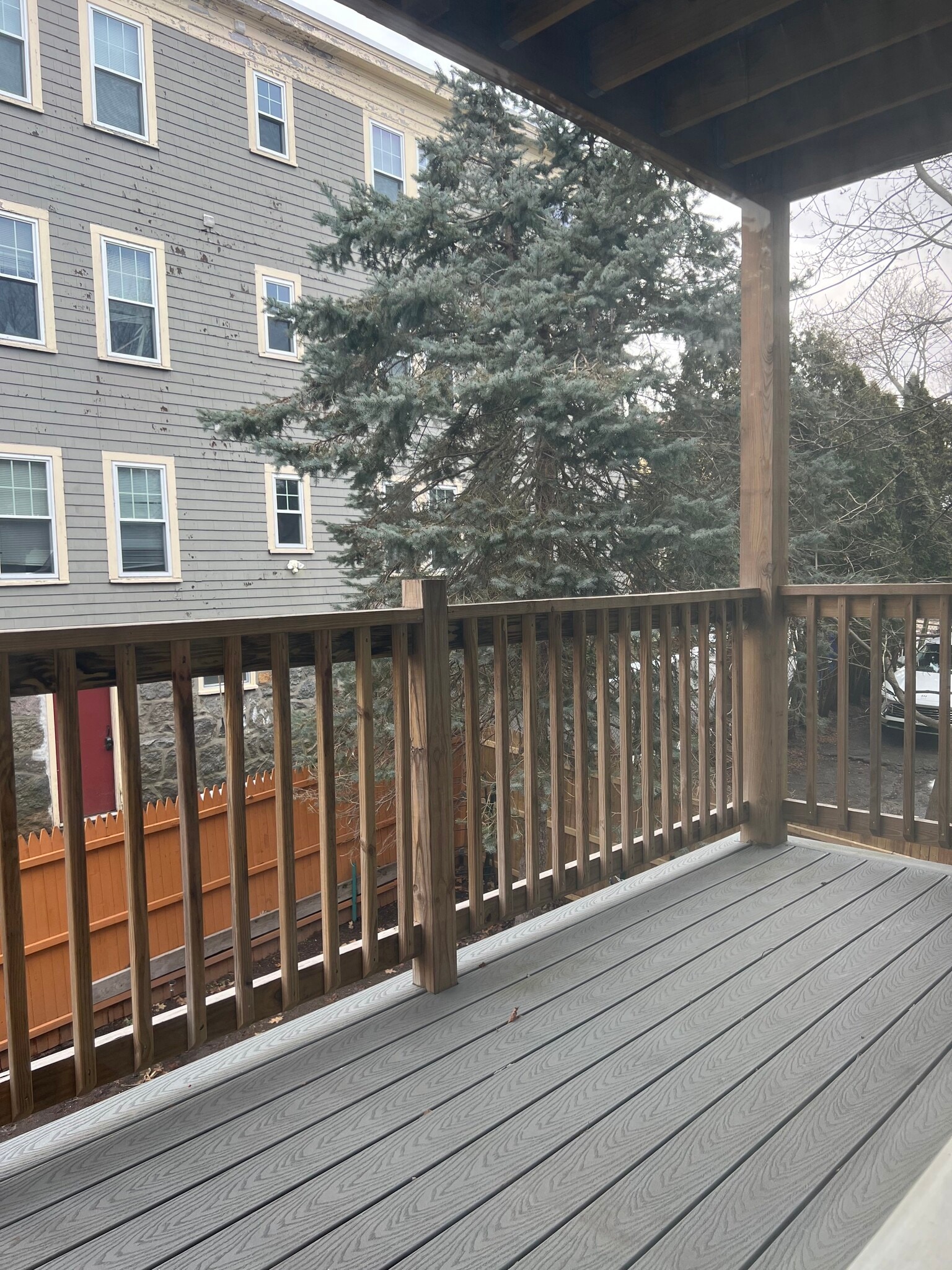 Building Photo - 196 Reservation Rd