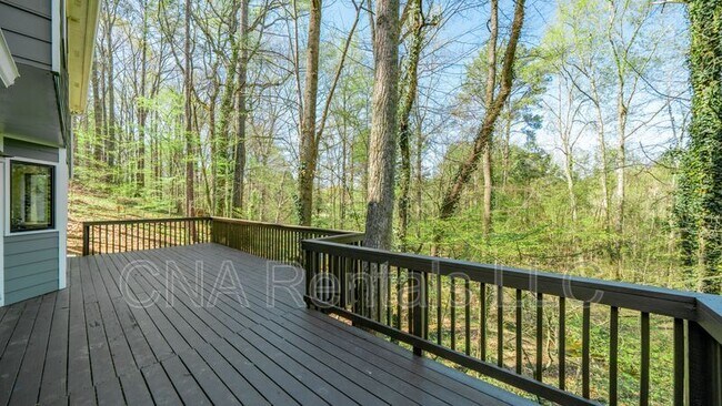 Building Photo - 870 Mitsy Ridge Dr