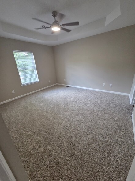 Building Photo - 4909 Orchard Hill Dr