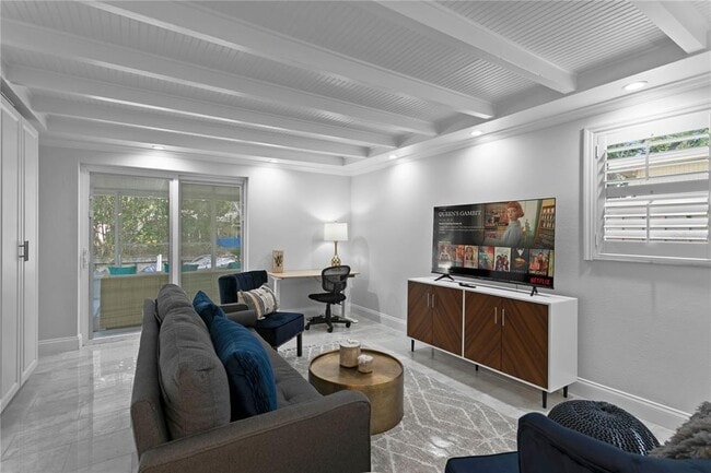Building Photo - 4815 W San Rafael St