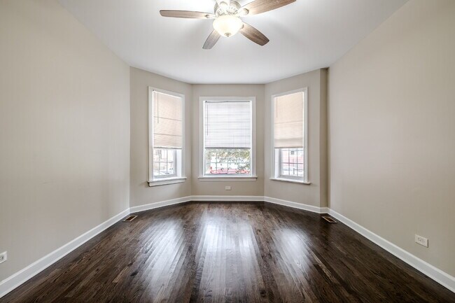 Building Photo - 6111 S Eberhart Ave