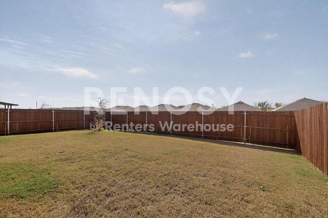 Building Photo - Completely Refreshed Fort Worth Home **** One month Rent Concession*****