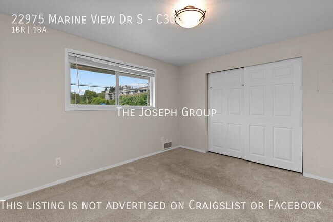 Building Photo - Des Moines 1 bed with view of Puget Sound