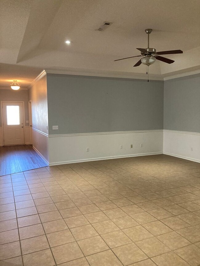 Building Photo - 138 Concord Ave