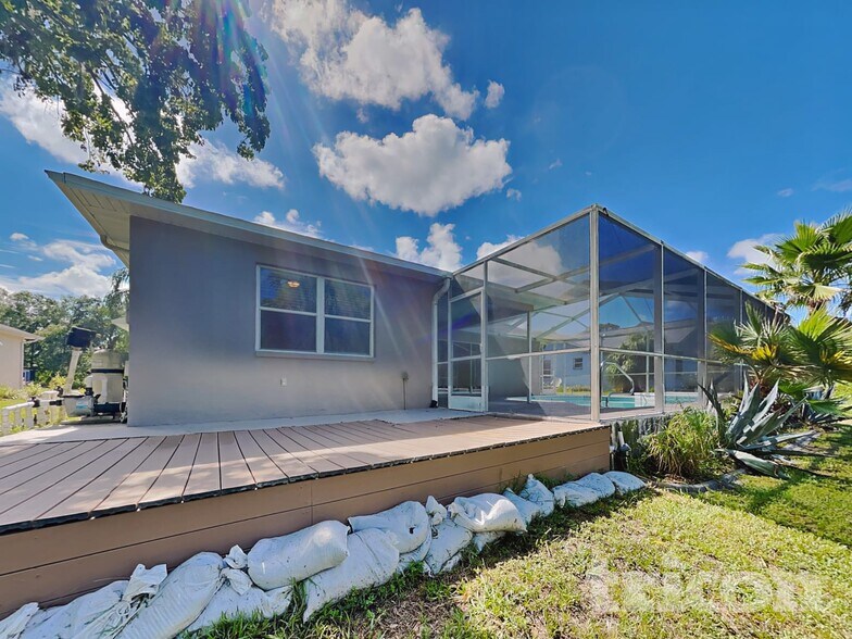 Building Photo - 7419 Valley Ct