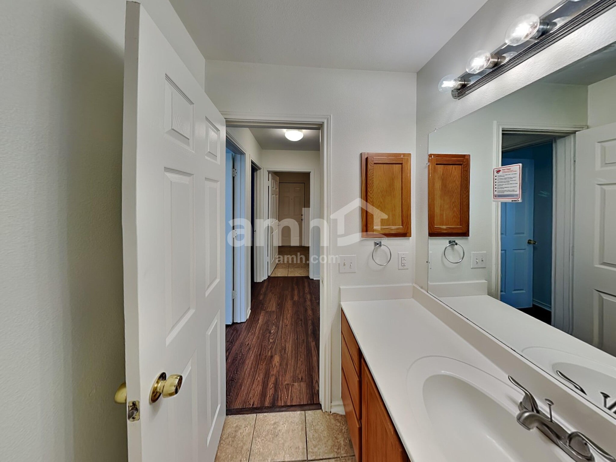 Building Photo - 6918 Shelbyville Ct