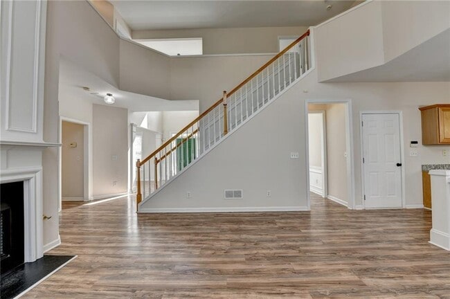 Building Photo - 100 Hawnley Trace