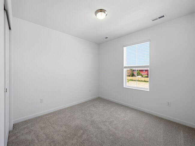 Building Photo - Brand New Build! 4 Bed, 3 Bath Paired Home in South Fort Collins!