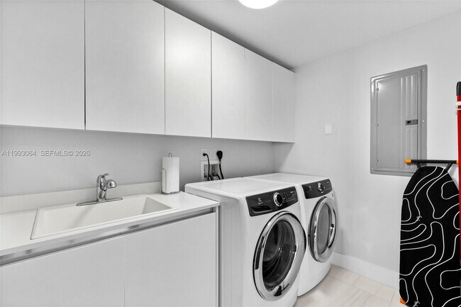 Building Photo - 1180 N Federal Hwy