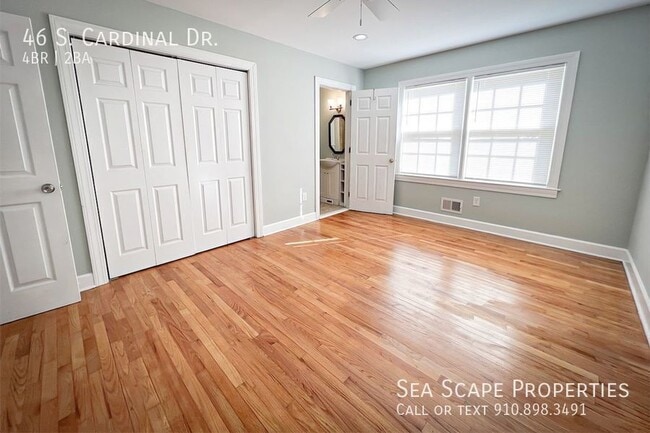 Building Photo - 46 Cardinal Dr S