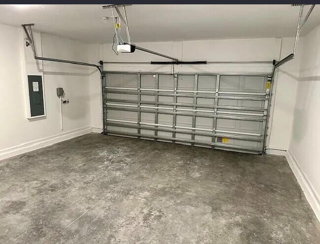 Building Photo - 4511 NW 14th Lp