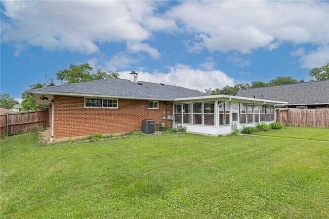Building Photo - 5276 Buckner Dr