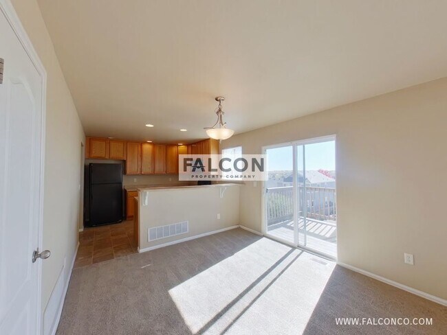Building Photo - 7573 Duck Hawk Pl