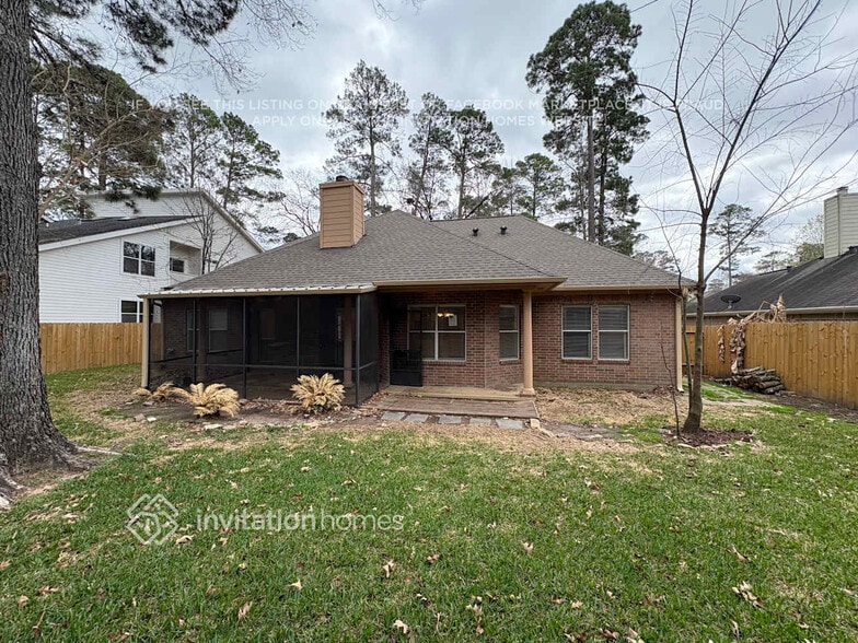 Building Photo - 3227 Hemingway Dr