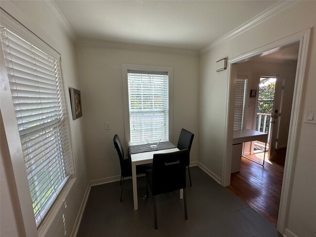 Building Photo - 1639 Bonnie Brae St