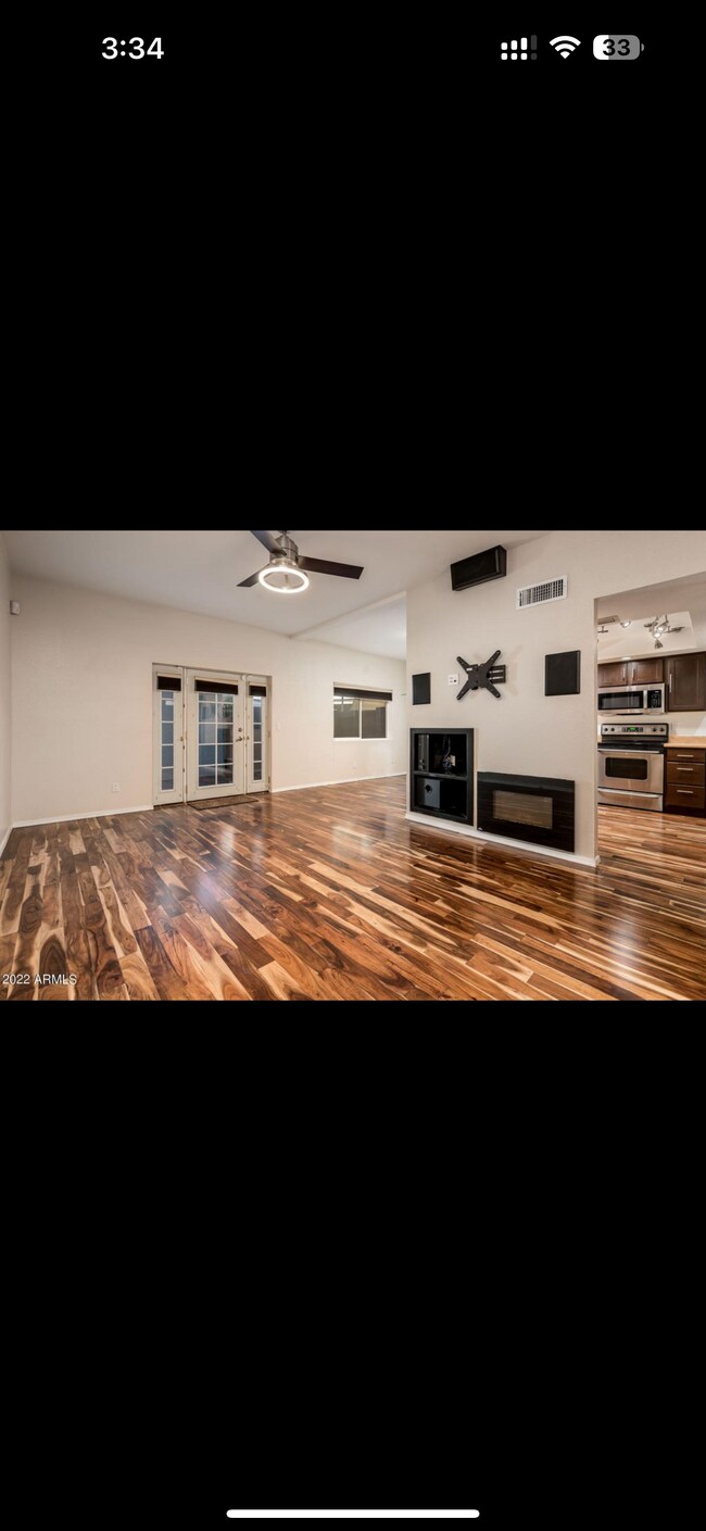 Building Photo - 8602 N 67th Dr