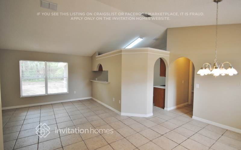 Building Photo - 6410 Golfview Ave