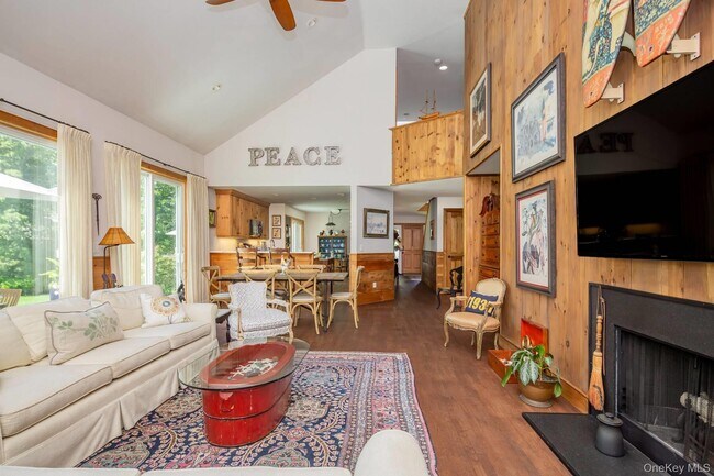 Building Photo - 61 Huckleberry Ln