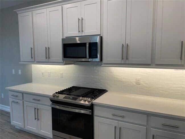 Building Photo - 4580 Almada Ln