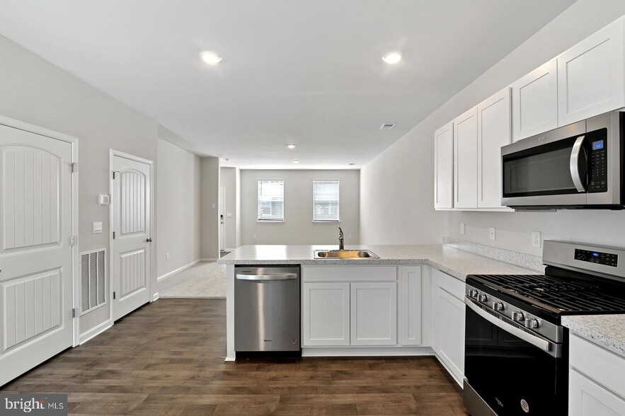 Building Photo - 23 Huckleberry Dr