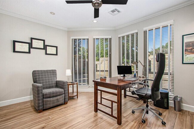 Building Photo - 807 Spear Point Cove