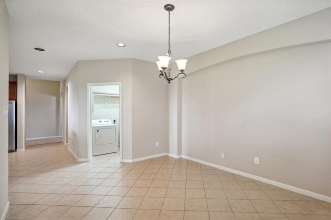 Building Photo - 14027 Mohave Way Dr